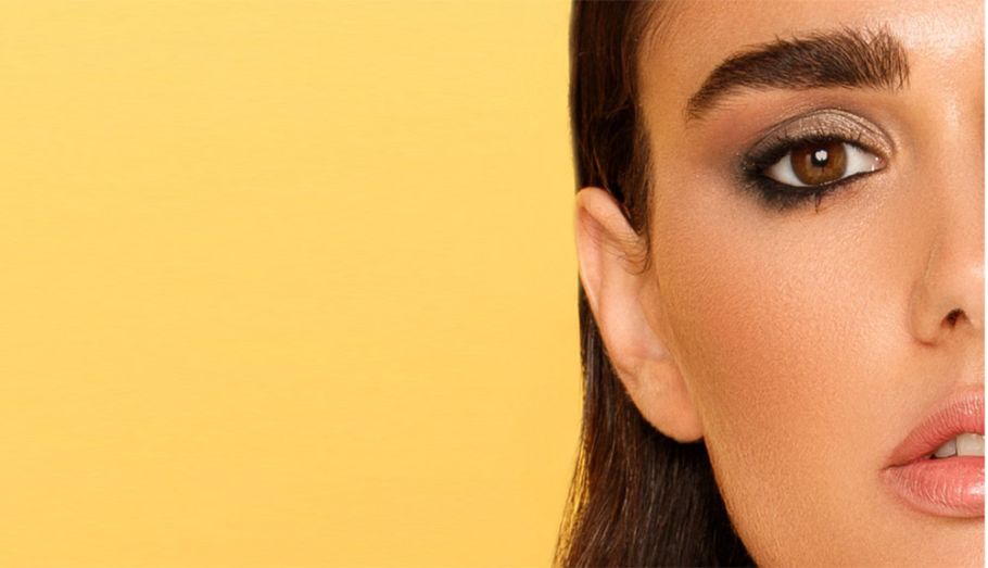 Scegli i nostri prodotti professionali di makeup per occhi